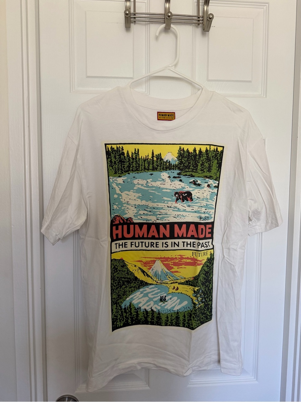 Human Made White Graphic Short-Sleeve Tee with Multicolor Nature Print